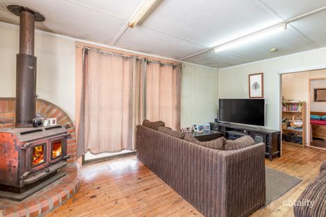 Property photo of 16 Naomi Road Lockyer Waters QLD 4311