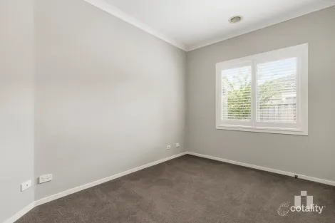 Property photo of 3 Ashgate Drive Doreen VIC 3754