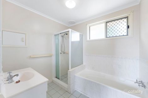 9 Swan Dr, Kalkie, QLD 4670