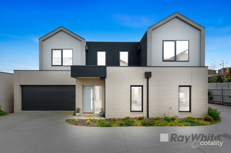 1/108 David Collins Dr, Endeavour Hills, VIC 3802