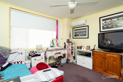 Property photo of 19 Panorama Street Kooringal NSW 2650