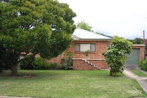 8 Gaynor Ave, Mount Ousley, NSW 2519