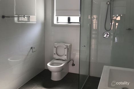 Property photo of 66 Hillview Parade Lurnea NSW 2170