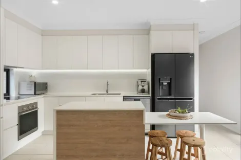 Property photo of 30 Jimmy Road Coomera QLD 4209