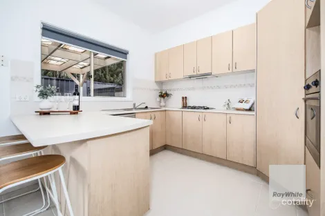 Property photo of 71 The Glades Taylors Hill VIC 3037