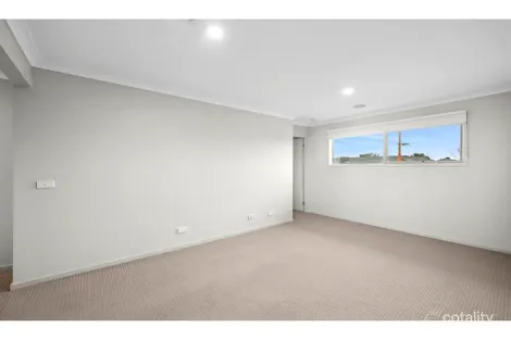 Property photo of 114 Sovereign Drive Mount Duneed VIC 3217