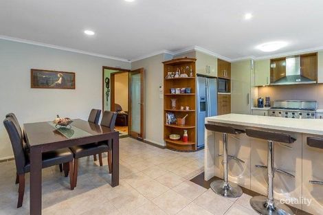 Property photo of 4 Cairn Grove Glen Waverley VIC 3150