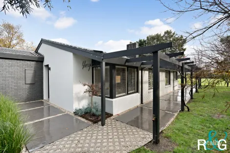 Property photo of 16 Albert Crescent Balnarring VIC 3926