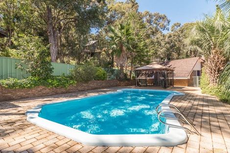 Property photo of 6 Mann Place Roleystone WA 6111