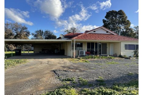 76 Henry St, Yenda, NSW 2681