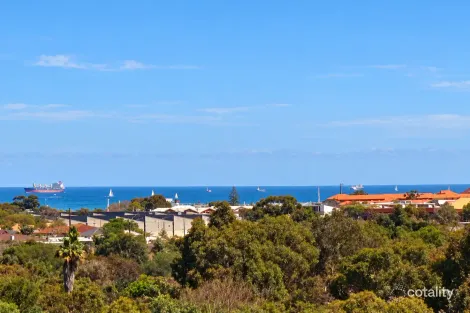 16/8 Fortini Ct, Hamilton Hill, WA 6163