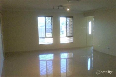 Property photo of 37 Burswood Close Wulkuraka QLD 4305