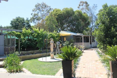 Property photo of 10 Steele Court Bacchus Marsh VIC 3340