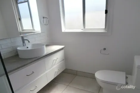 Property photo of 36 Donaldson Street Colac VIC 3250