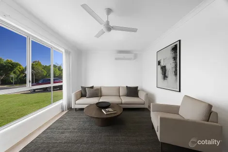 Property photo of 16 Marble Arch Place Arundel QLD 4214