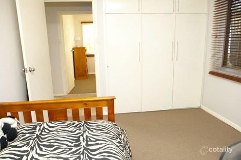 Property photo of 23 Elphick Avenue Bluff Point WA 6530