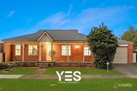1a Daniher Cl, Berwick, VIC 3806
