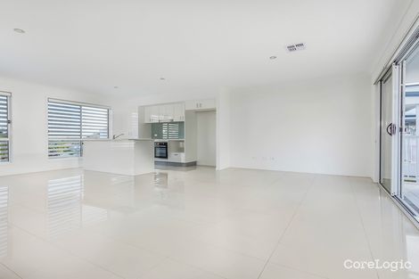 Property photo of 54/400 Tingal Road Wynnum QLD 4178