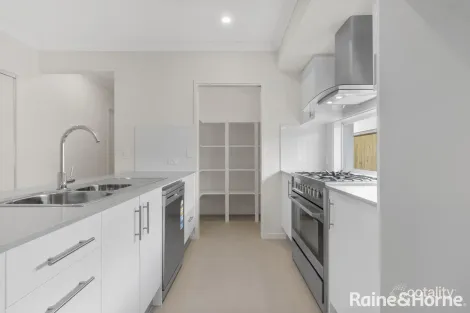 5 Gumnut Cl, Morayfield, QLD 4506