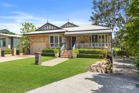 Property photo of 16 Kingfisher Place Kenmore QLD 4069