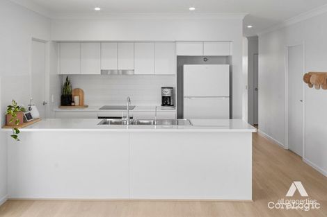 Property photo of 10 Sundew Place Logan Reserve QLD 4133