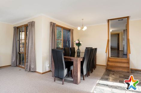 Property photo of 31 Lakeview Drive Lilydale VIC 3140