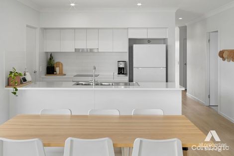 Property photo of 10 Sundew Place Logan Reserve QLD 4133