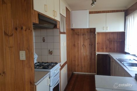 Property photo of 24 Circle Drive North Cranbourne VIC 3977