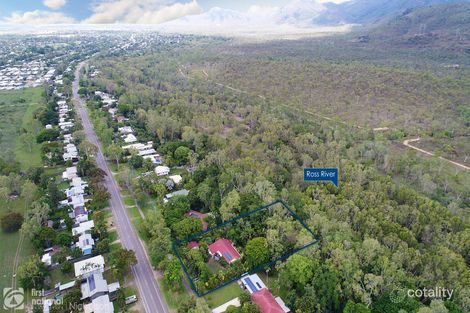 Property photo of 1658 Riverway Drive Kelso QLD 4815