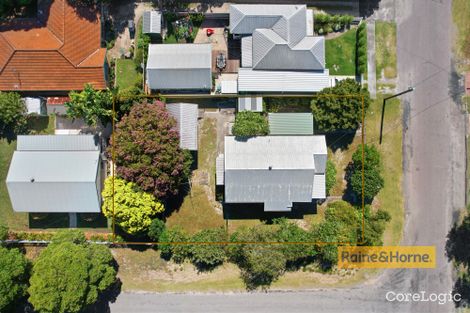 Property photo of 16 Waratah Avenue Woy Woy NSW 2256