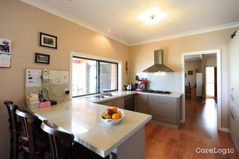 Property photo of 24 Kingfisher Drive West Wodonga VIC 3690