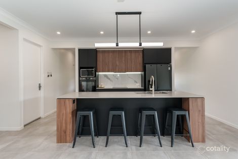 Property photo of 32 Rhymadan Drive Alligator Creek QLD 4816