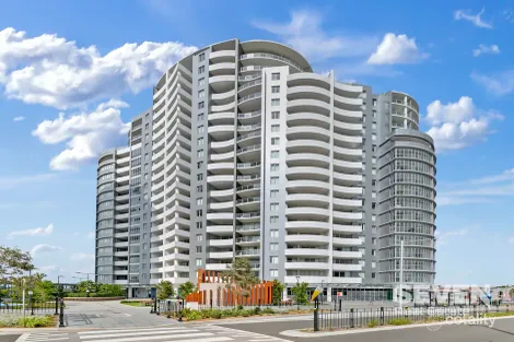 1702/299-301 Old Northern Rd, Castle Hill, NSW 2154