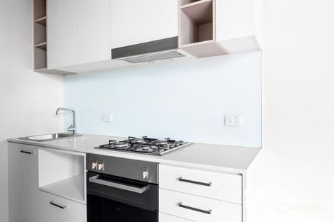 Property photo of 305/2 Queen Street Blackburn VIC 3130