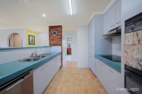 Property photo of 11 Allawah Road Avenell Heights QLD 4670