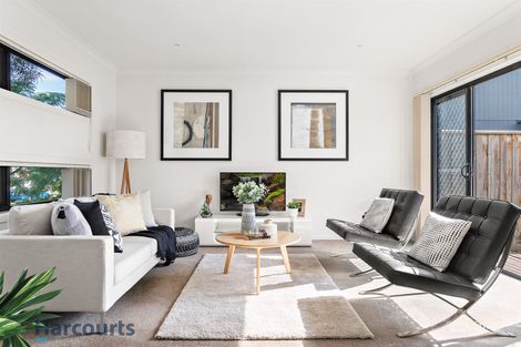 Property photo of 27 Flemington Rise Officer VIC 3809