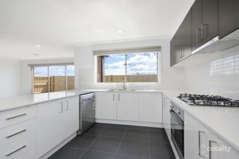 Property photo of 14 Latitude Street Mount Duneed VIC 3217