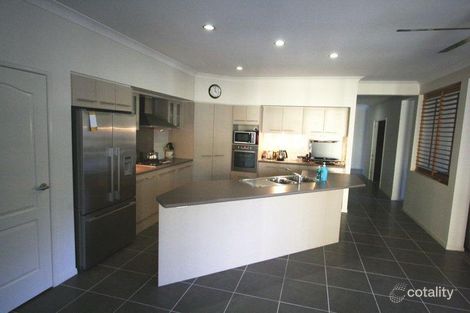 Property photo of 33 Phillip Crescent Barellan Point QLD 4306