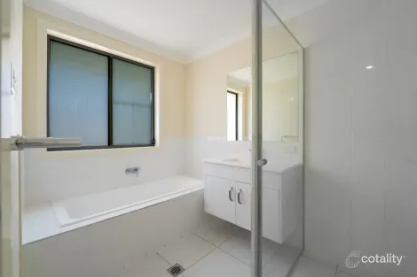 Property photo of 1/8 Yeomans Road Armidale NSW 2350