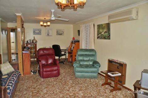 Property photo of 4 Gail Crescent Murray Bridge SA 5253