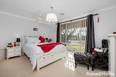 Property photo of 8 Wonkana Road Glenfield Park NSW 2650