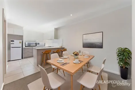 Property photo of 214 Henry Road Pakenham VIC 3810