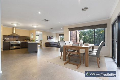 Property photo of 4 Yardley Court Berwick VIC 3806