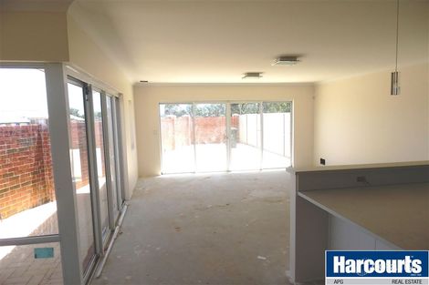 Property photo of 7/1 Illawarra Drive Millbridge WA 6232