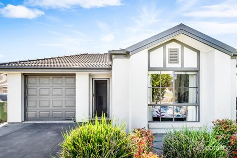 Property photo of 5 Edgehill Walk Noarlunga Downs SA 5168