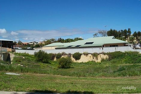 6 Hazel Ave, Quinns Rocks, WA 6030