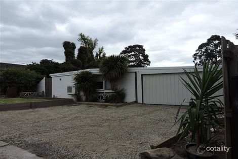 Property photo of 2 Jones Court Endeavour Hills VIC 3802