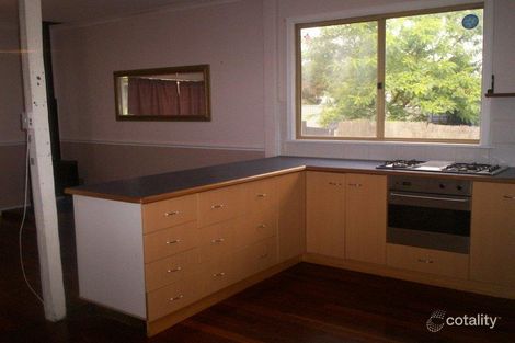 Property photo of 5 Jinda Road Koongamia WA 6056