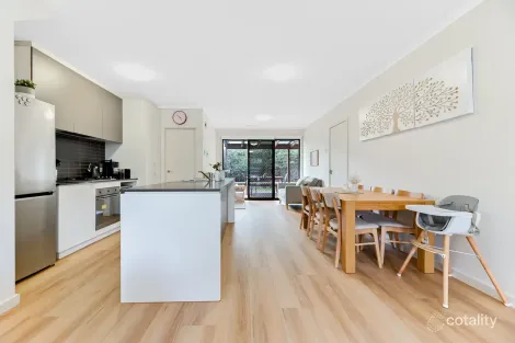 Property photo of 27 Excelsior Circuit Mulgrave VIC 3170