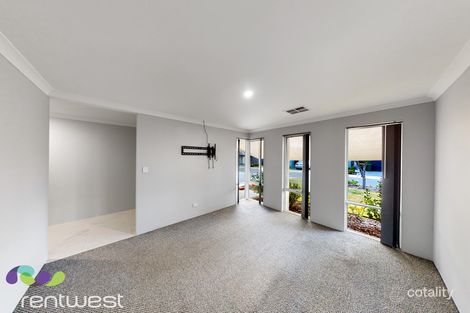 Property photo of 5 Ladysmith Loop Wellard WA 6170